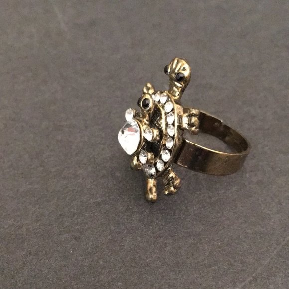 Statement Ring - Picture 3 of 9